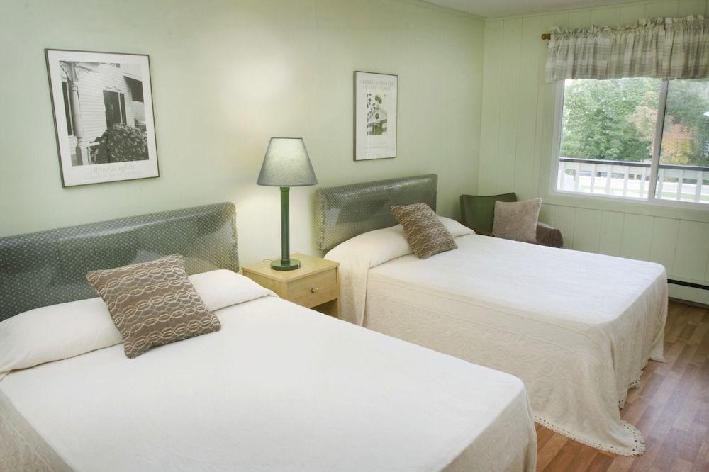 Inn On The Hill Lake George Exterior foto